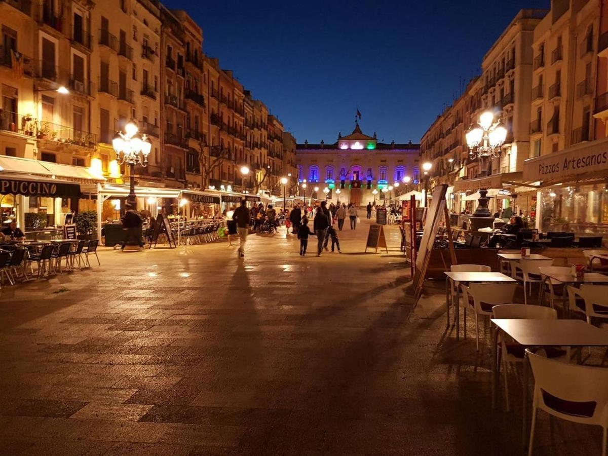 Beautiful Apartment In The Center Tarragona Luaran gambar