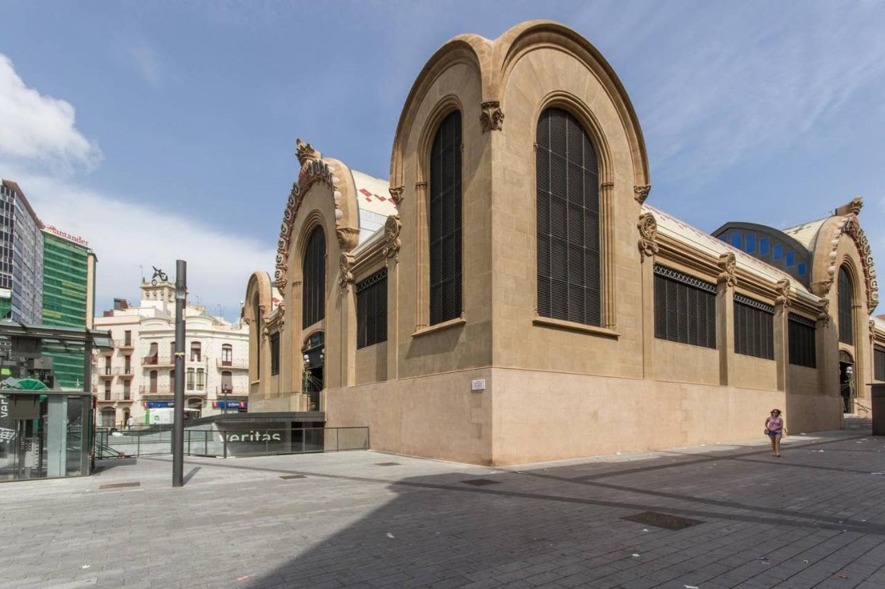 Beautiful Apartment In The Center Tarragona Luaran gambar